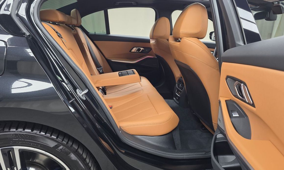 BMW 3-Series 2025