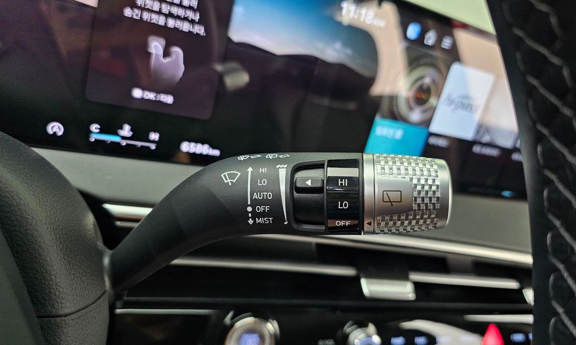 Genesis GV70 2025