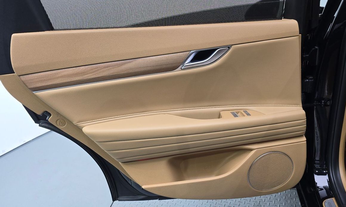 Genesis G80 2025