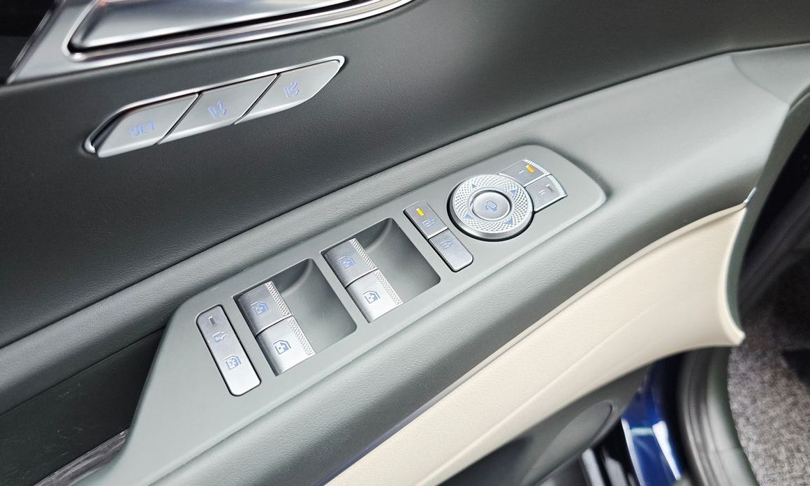 Genesis GV80 2025