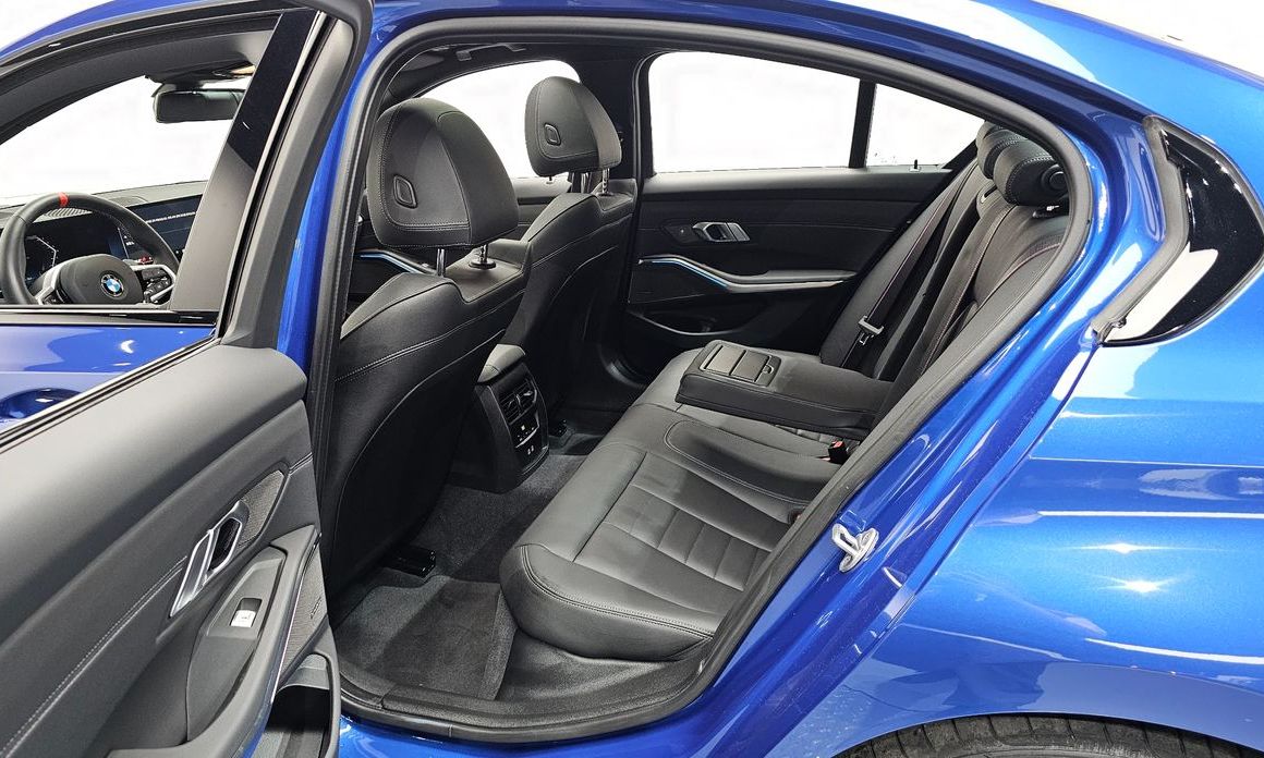 BMW 3-Series 2025