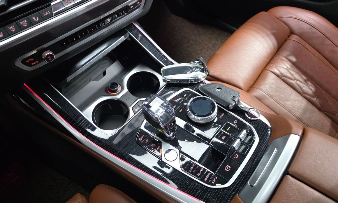 BMW X7 2021