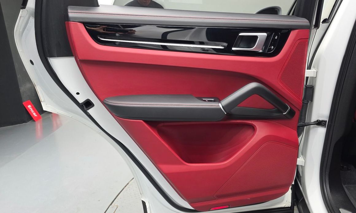Porsche Cayenne 2020