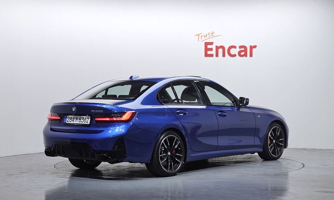 BMW 3-Series 2025