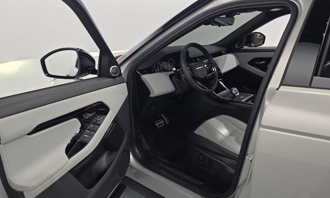 Land Rover Range Rover Evoque 2026