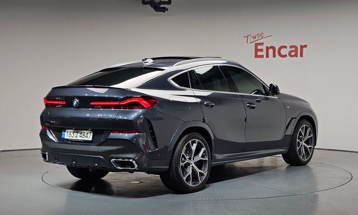 BMW X6 2021