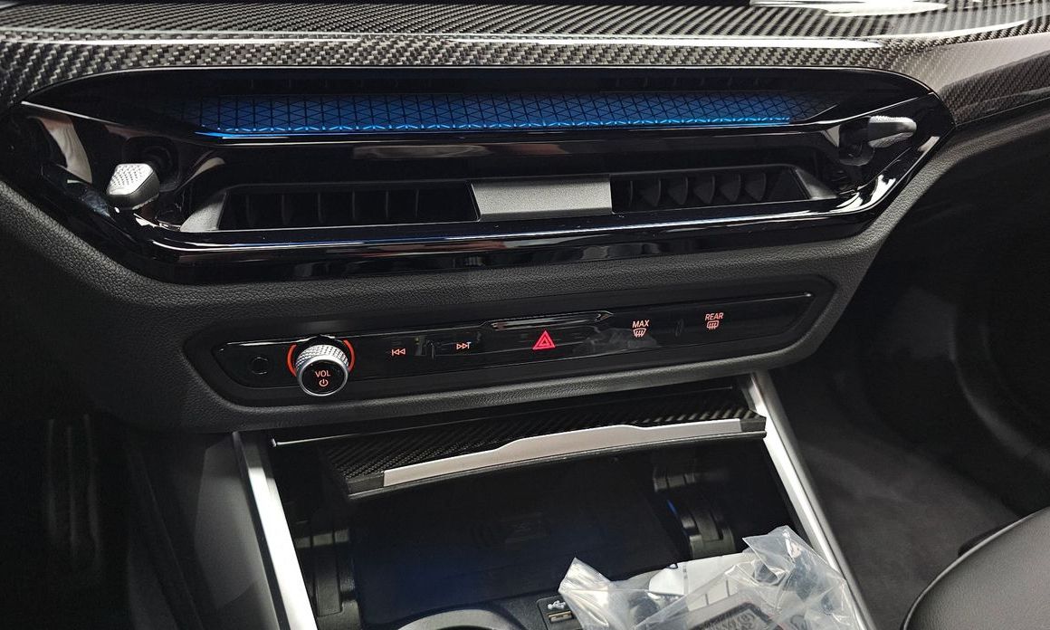 BMW 3-Series 2025