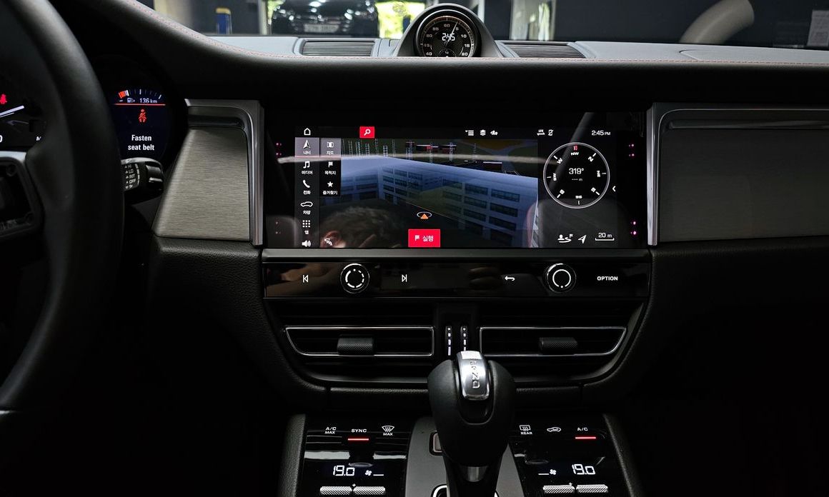 Porsche Macan 2022