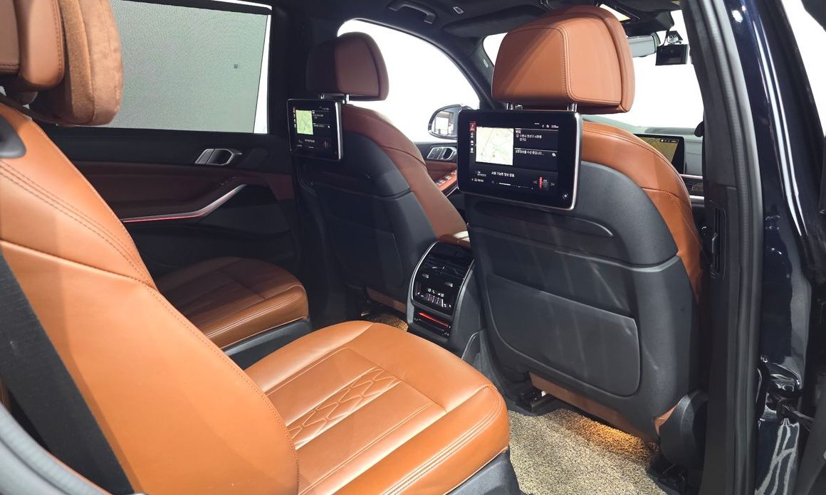 BMW X7 2021