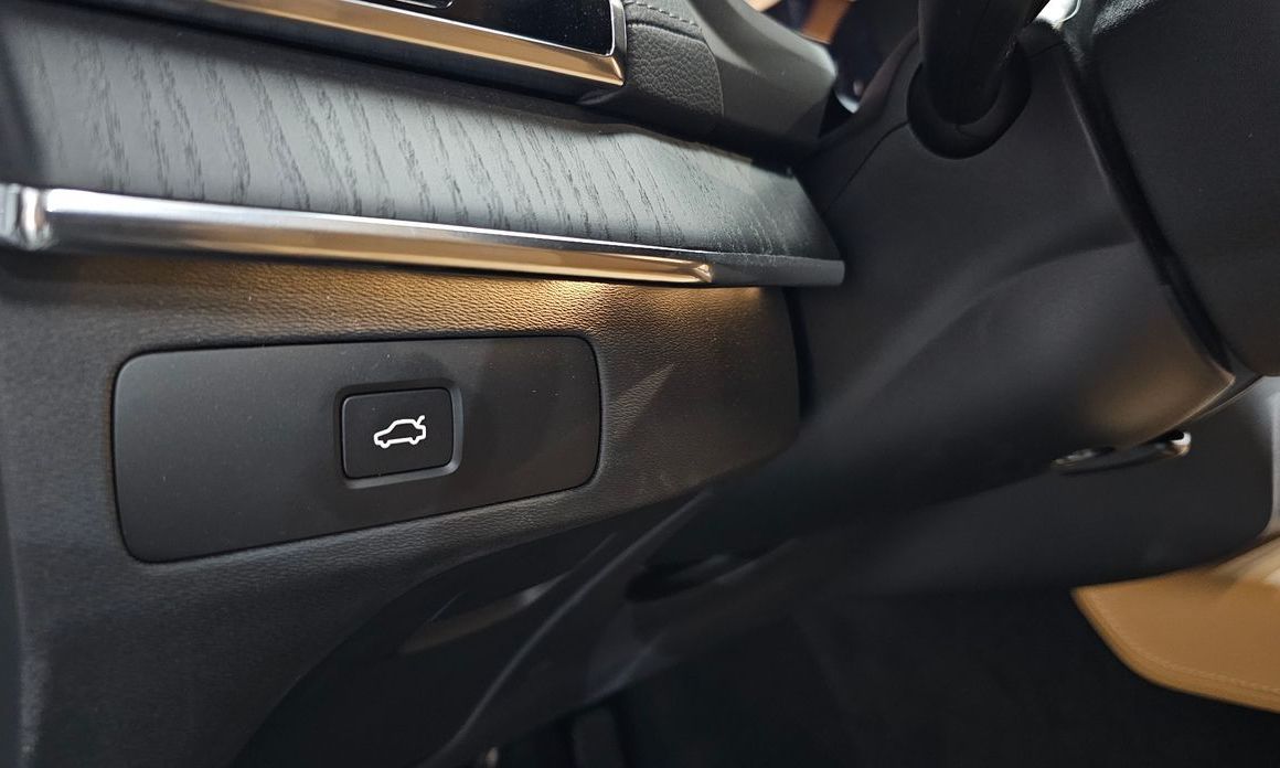 Volvo XC90 2025