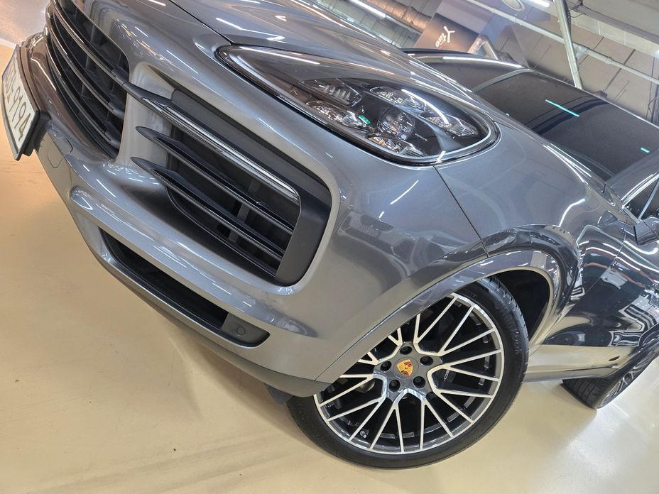 Porsche Cayenne 2020