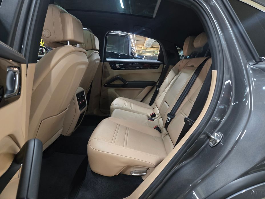 Porsche Cayenne 2020