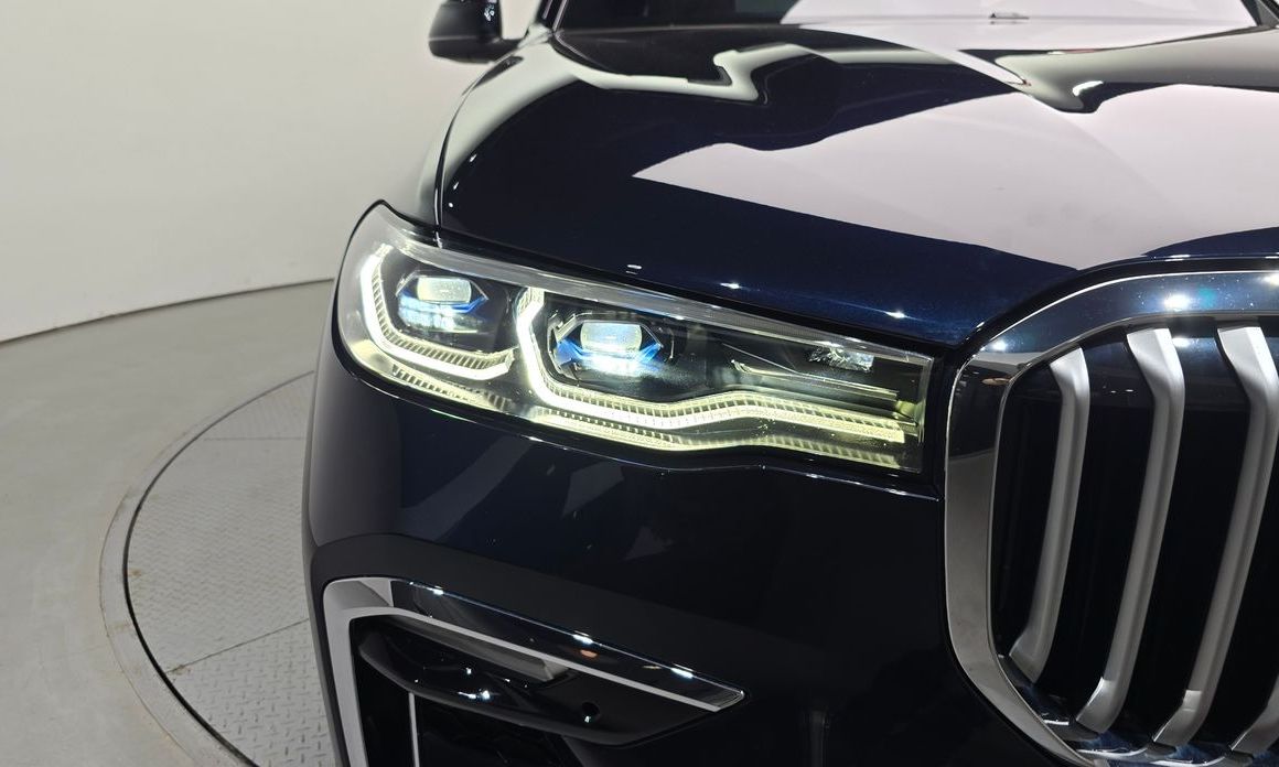 BMW X7 2022