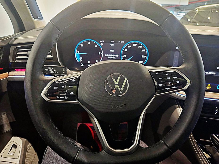 Volkswagen Touareg 2024