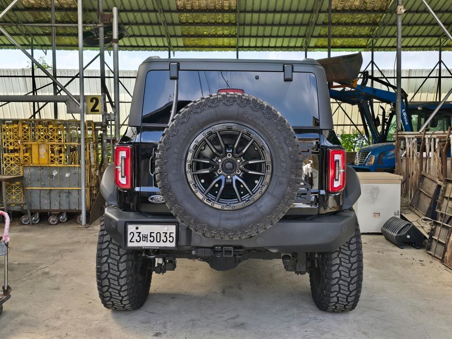 Ford Bronco 2023