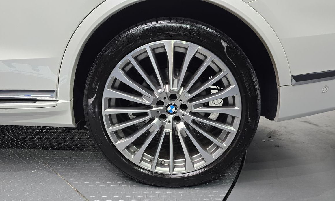 BMW X7 2020