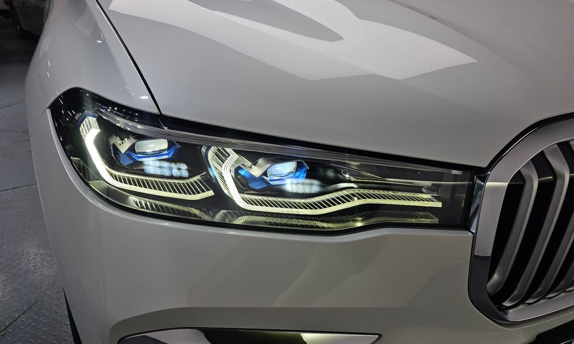 BMW X7 2021
