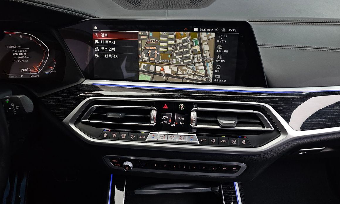 BMW X7 2021