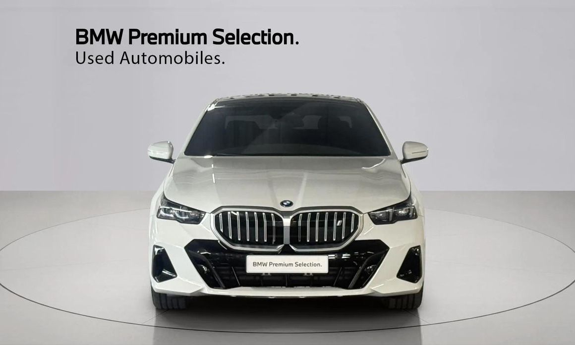 BMW i5 2025