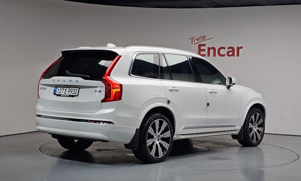Volvo XC90 2025