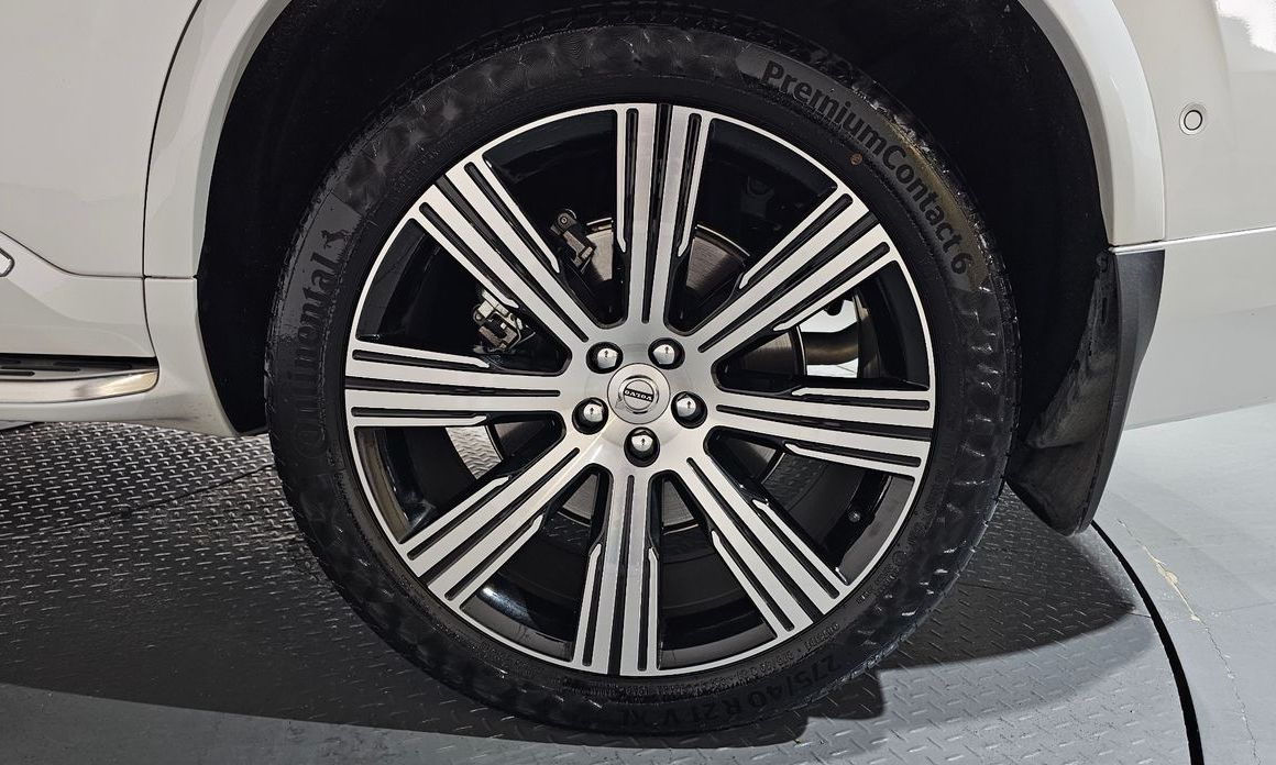 Volvo XC90 2025