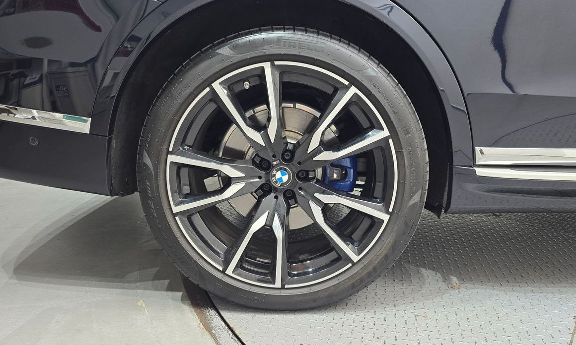 BMW X7 2022