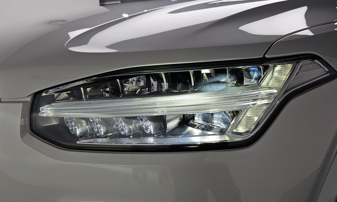 Volvo XC90 2025