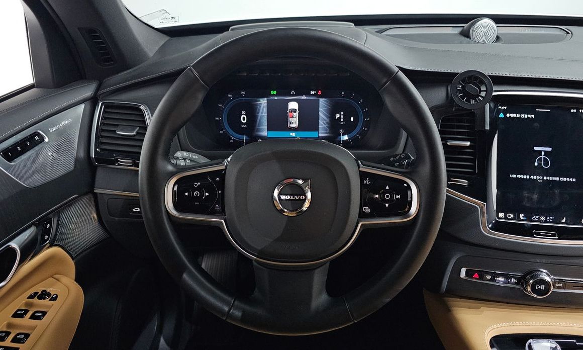 Volvo XC90 2025