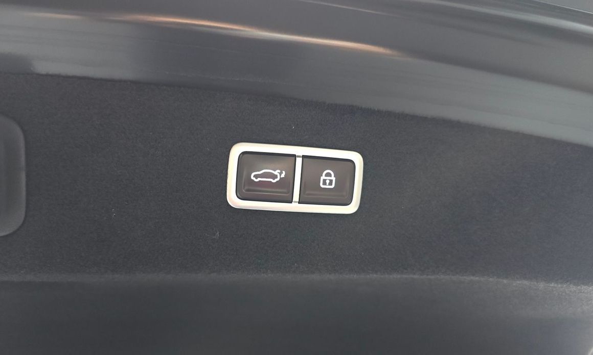 Genesis G90 2024