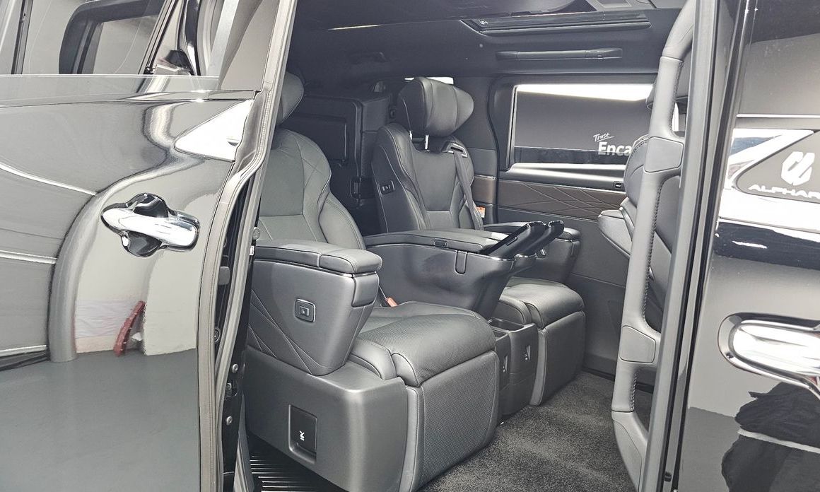 Toyota Alphard 2025