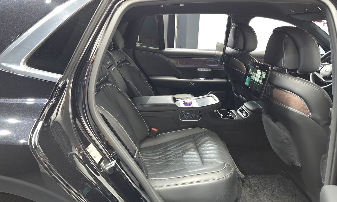 Genesis G90 2024