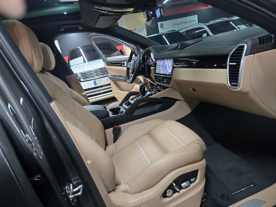 Porsche Cayenne 2020