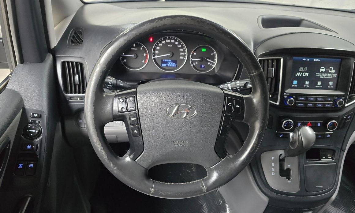 Hyundai Starex 2021