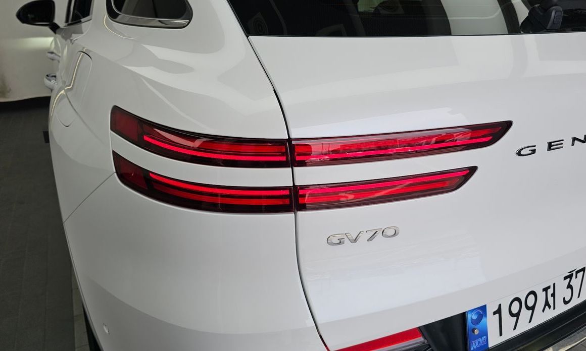 Genesis GV70 2023