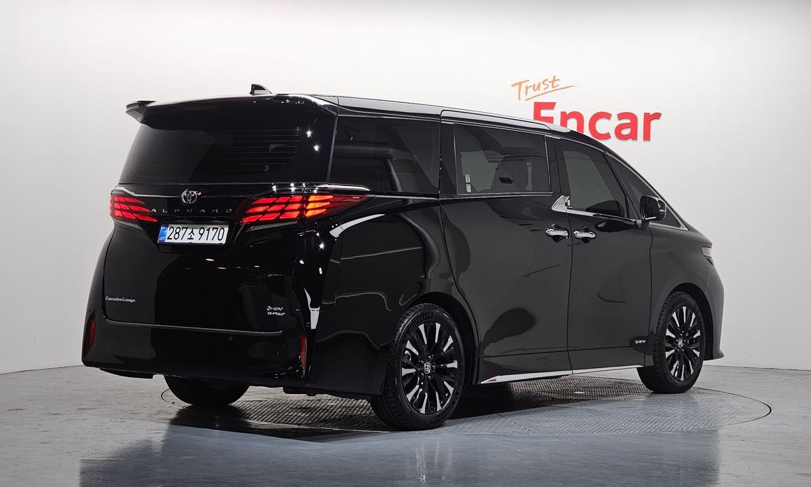 Toyota Alphard 2025
