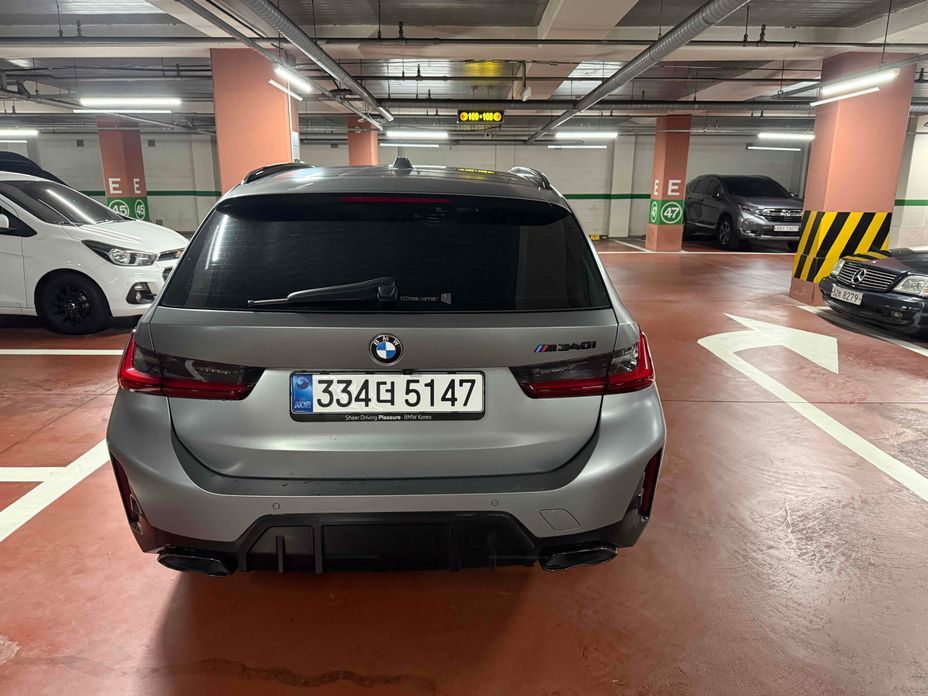 BMW 3-Series 2025