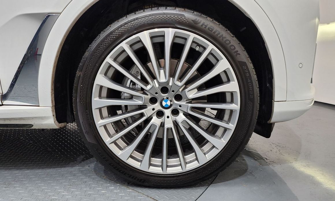 BMW X7 2022