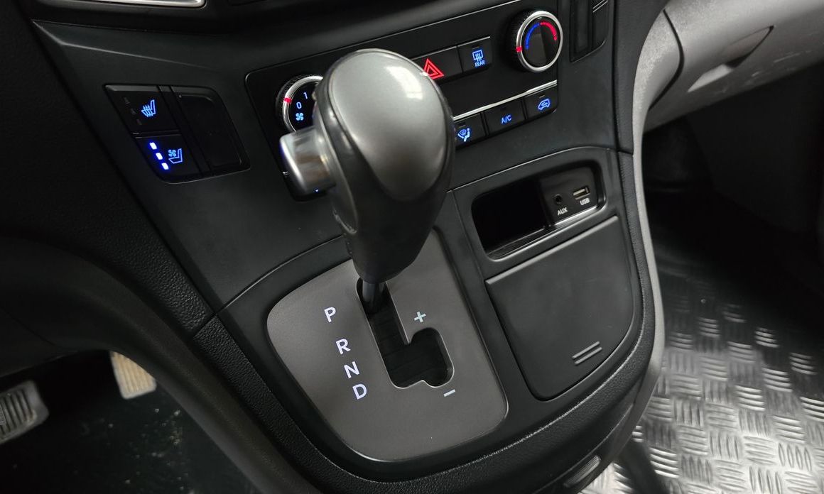 Hyundai Starex 2021
