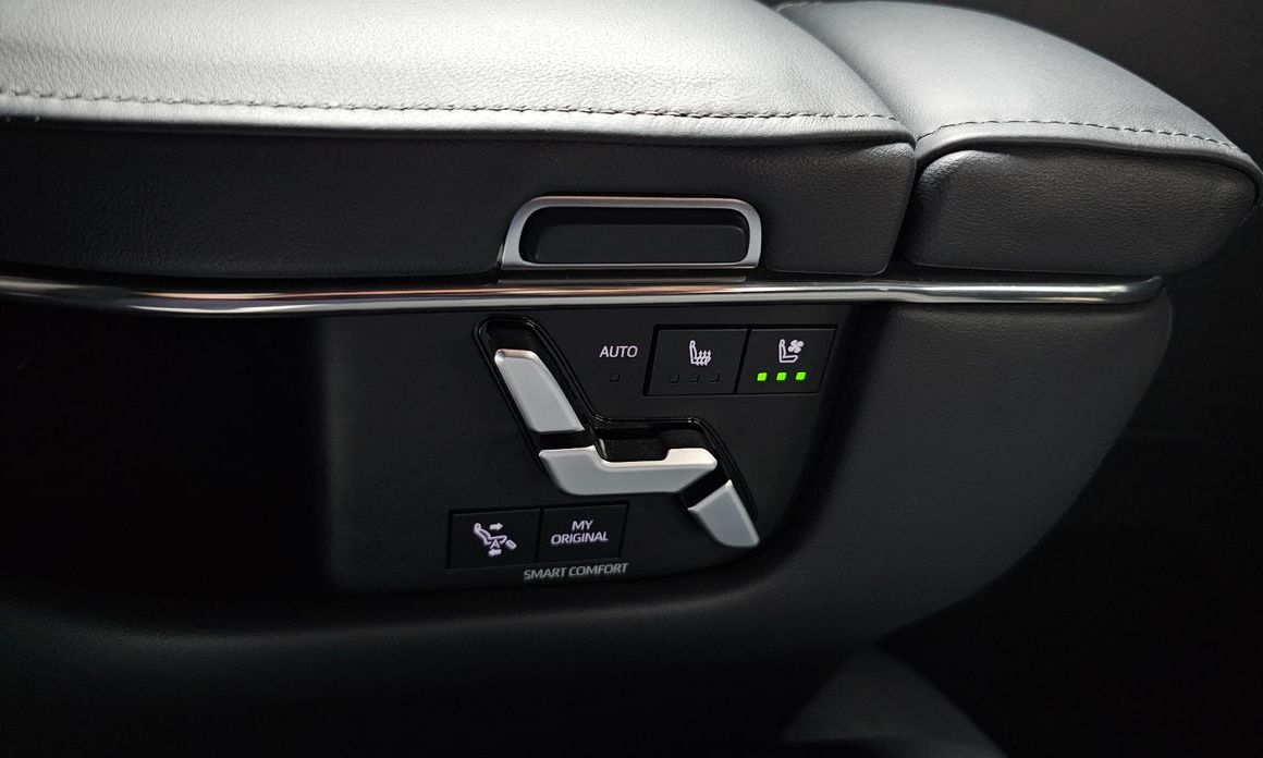 Toyota Alphard 2025