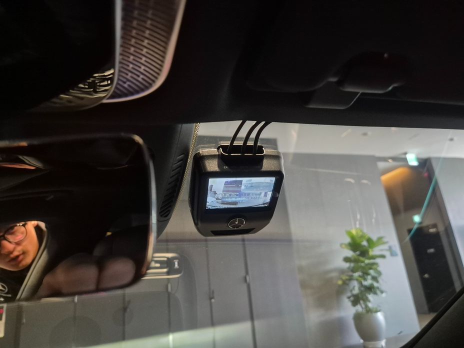 Mercedes-Benz S-Class 2021