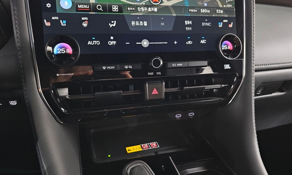 Toyota Alphard 2025