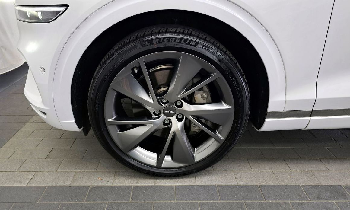 Genesis GV70 2023