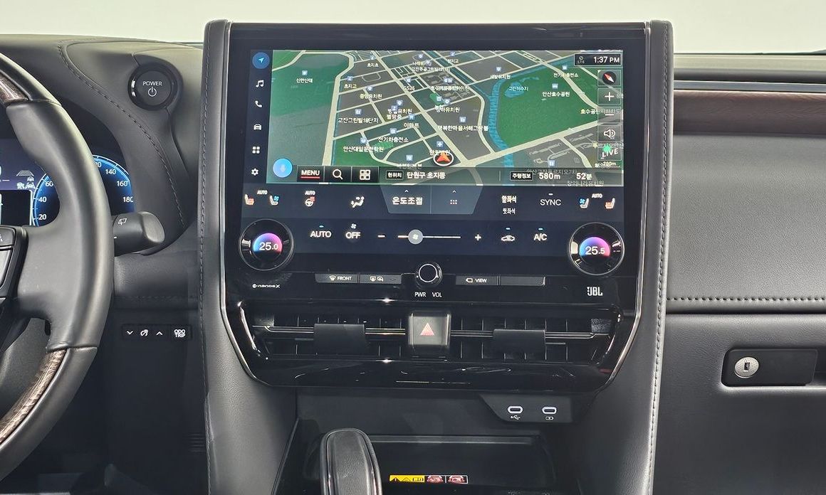 Toyota Alphard 2025