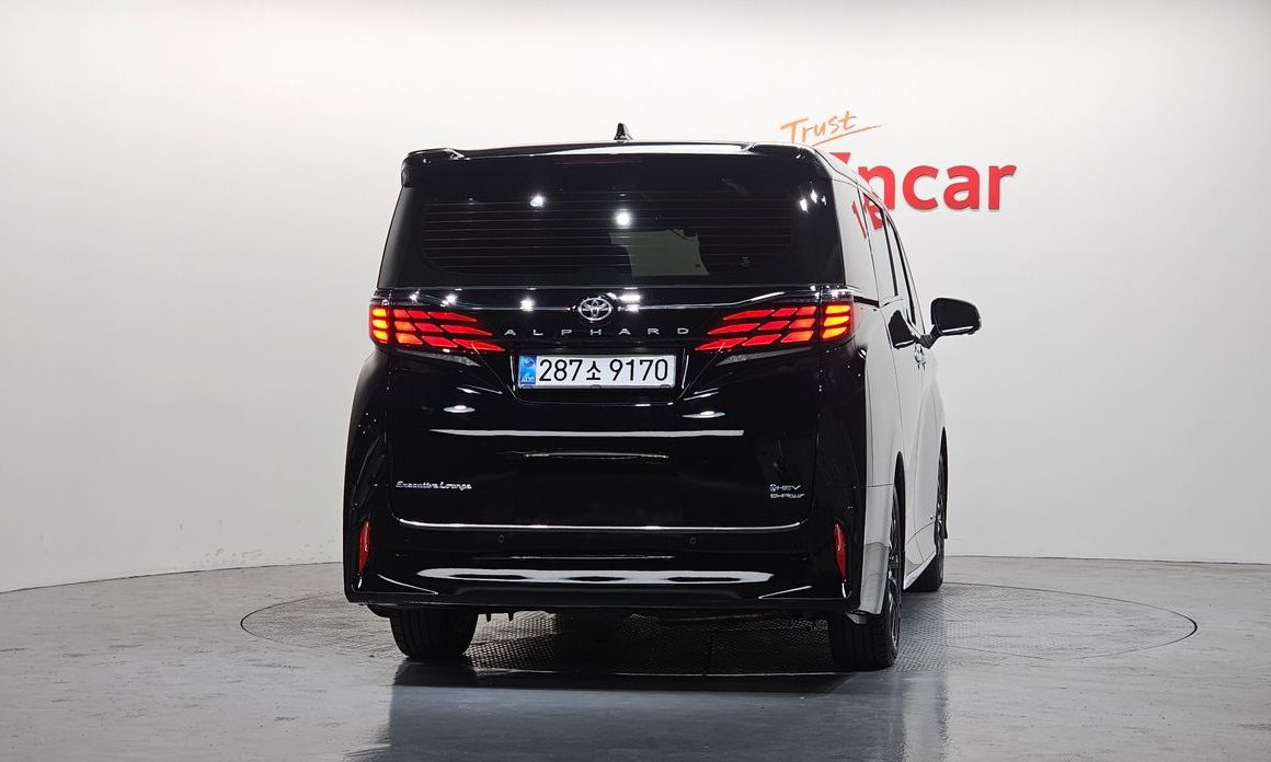 Toyota Alphard 2025