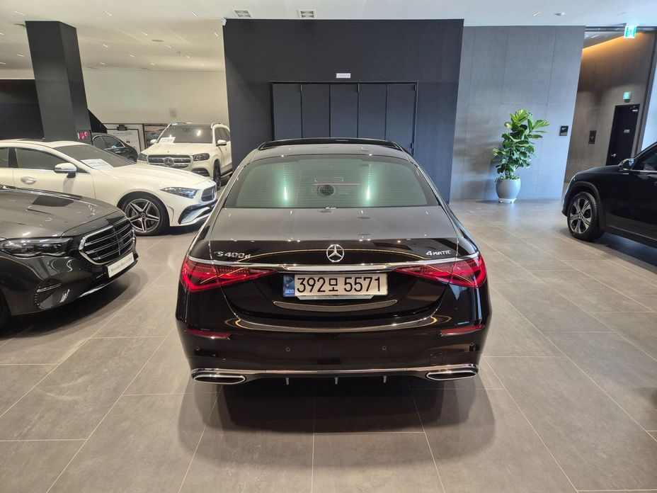 Mercedes-Benz S-Class 2021
