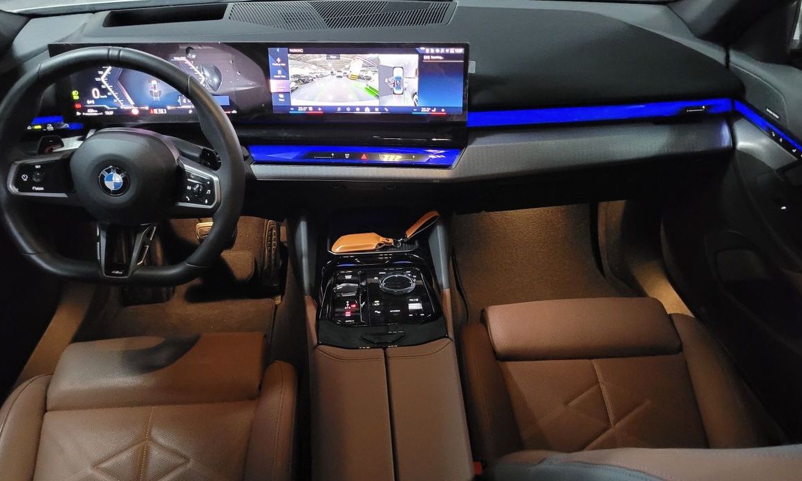 BMW 5-Series 2025
