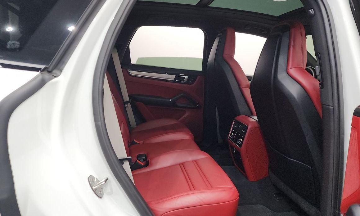 Porsche Cayenne 2023