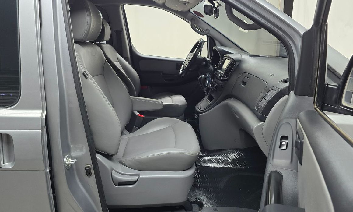 Hyundai Starex 2021