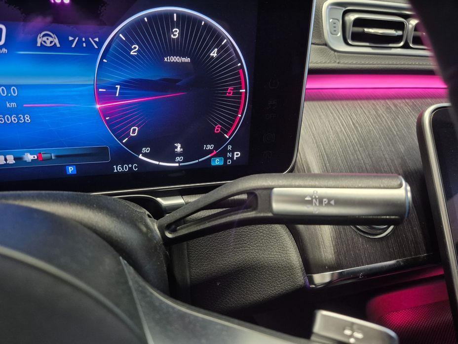 Mercedes-Benz S-Class 2021