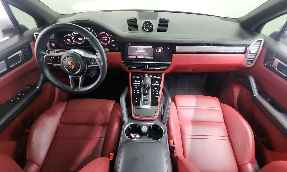 Porsche Cayenne 2023